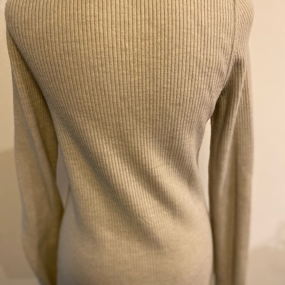 Banana Republic merino wool button down cream cardigan size - Picture 3 of 9